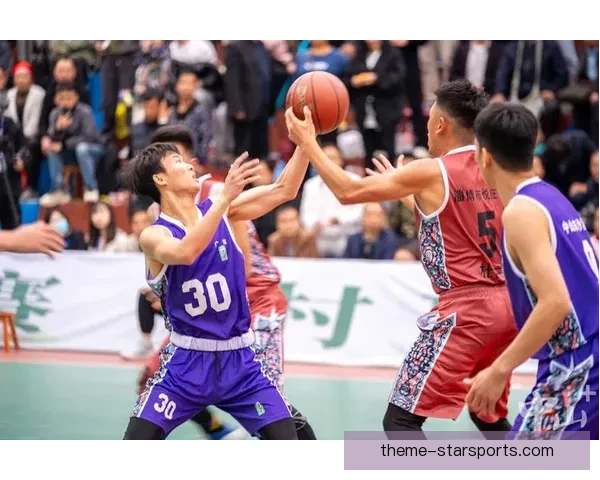 中国篮球联赛季后赛激烈争夺 强敌对决引爆球迷热情