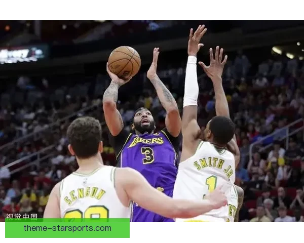 詹姆斯关键三分助湖人逆转战胜勇士重回胜利轨道