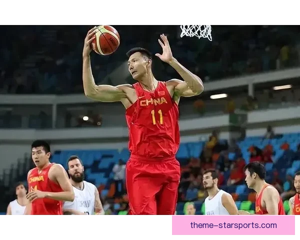 中国男篮力克强敌迎来亚锦赛四强梦之队 朱芳雨领军展现团队实力